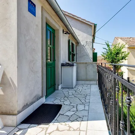 Konukevi Nautica, 3*