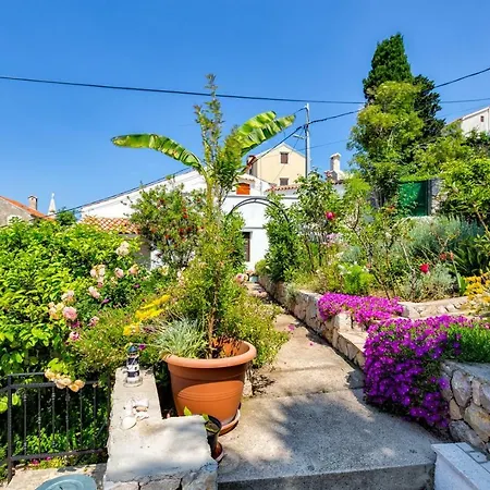 Nautica, Mali Lošinj