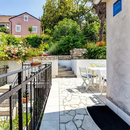 Konukevi Nautica, 3*